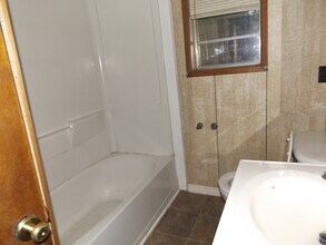 2415 16th Ave in Gulfport, MS - Building Photo - Building Photo