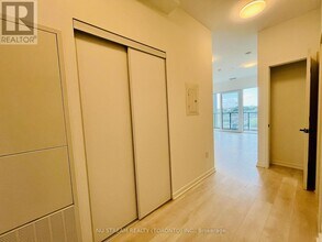 1285 Dupont St in Toronto, ON - Building Photo - Building Photo