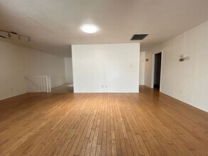 5608 W Acoma Dr in Glendale, AZ - Building Photo - Building Photo