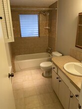 2131 Montclair Dr in Sarasota, FL - Building Photo - Building Photo