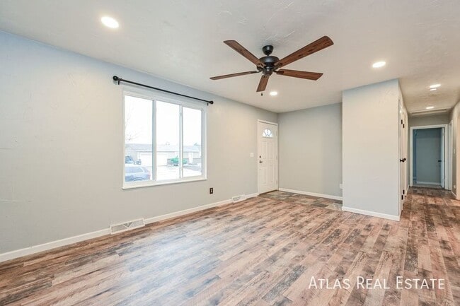 16729 E Layton Ave in Aurora, CO - Building Photo - Building Photo