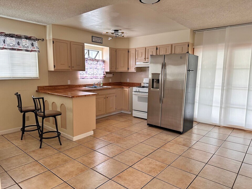 11435 Del Monte Ave in Castroville, CA - Building Photo