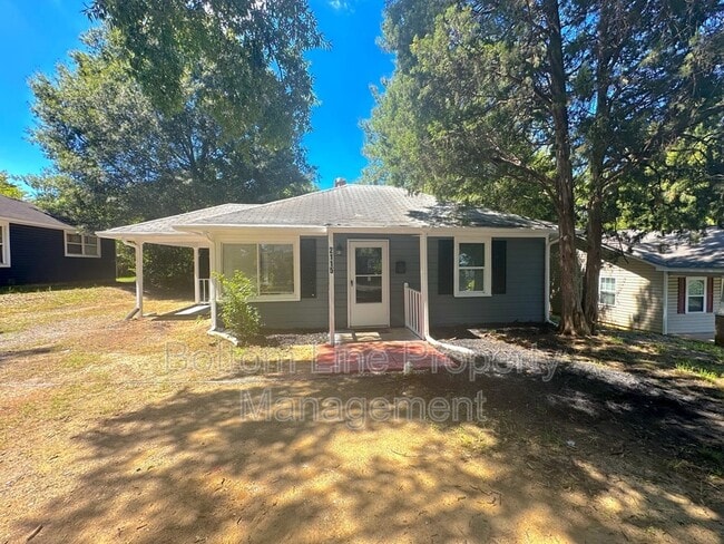 property at 2115 Double Oaks Rd
