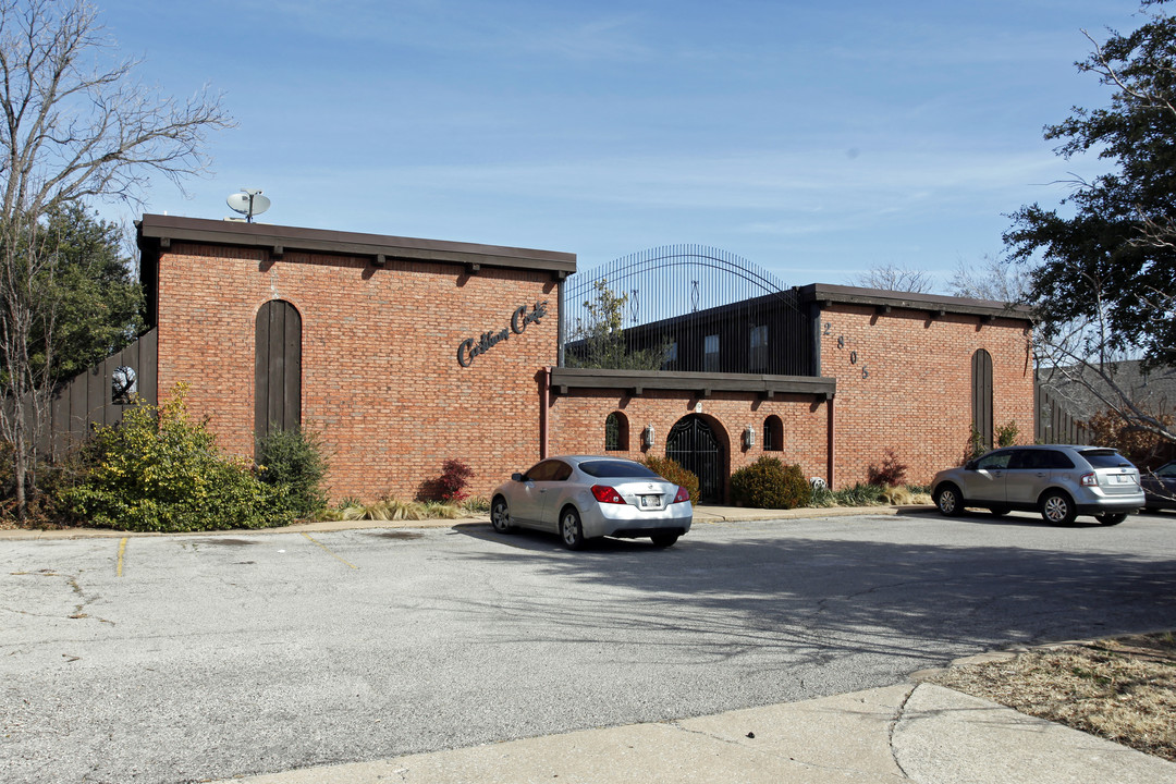 Castilian Corte Apartments in Oklahoma City, OK - Building Photo