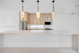 2923 SW 26th St in Miami, FL - Building Photo - Building Photo