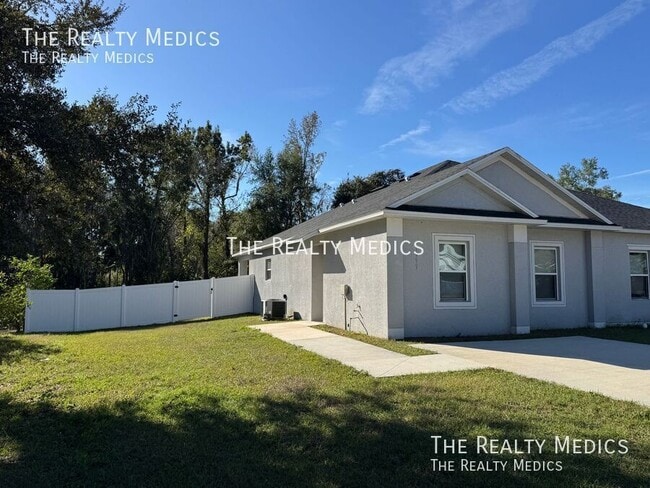 1999 Marshall St in Bartow, FL - Building Photo - Building Photo