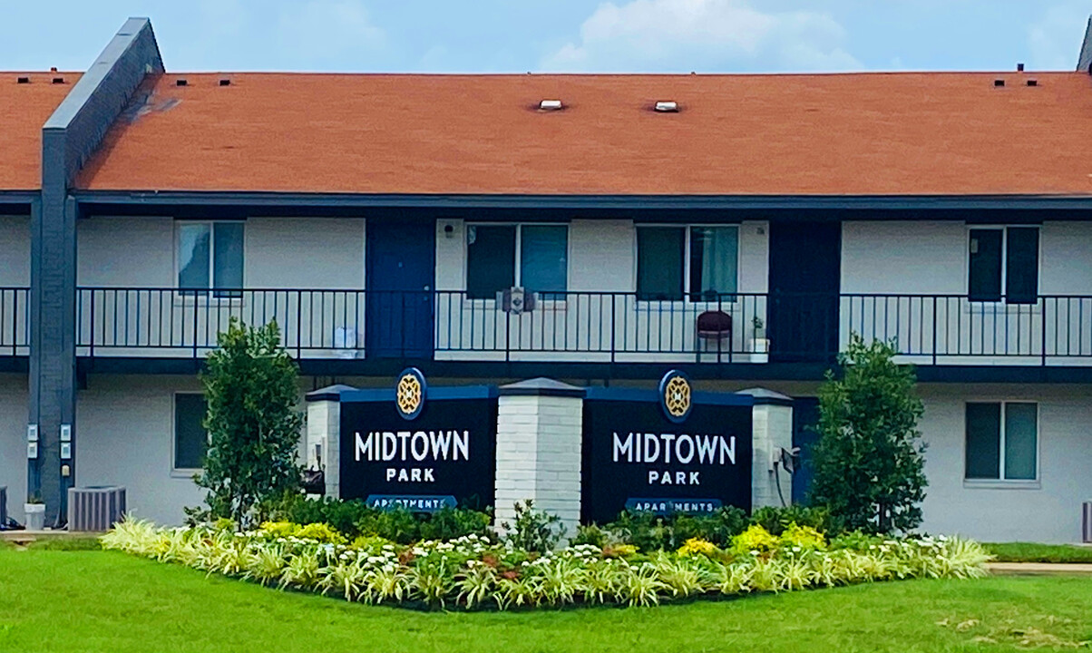 Midtown Park Apartments in Tulsa, OK - Building Photo