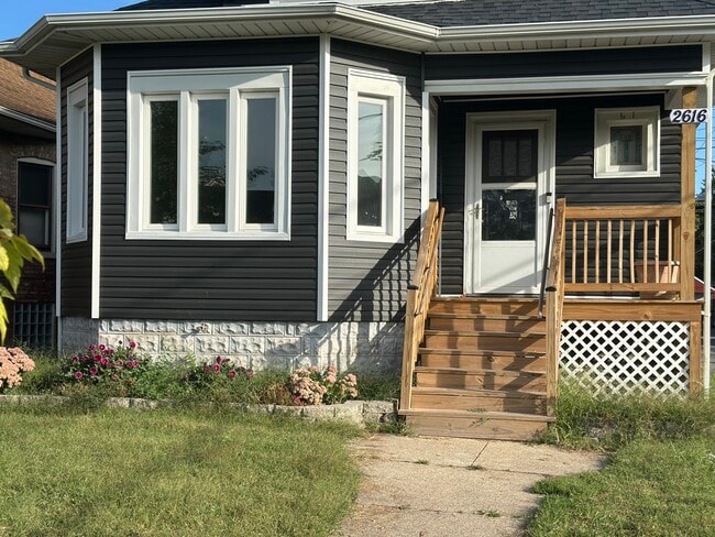 property at 2616 Cochran St