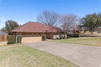 3024 Sweet Briar St in Grapevine, TX - Building Photo - Building Photo