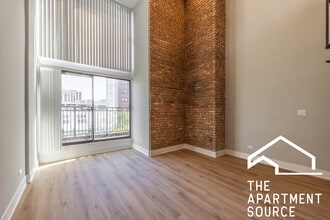 1223 N La Salle Dr, Unit 3C in Chicago, IL - Building Photo - Building Photo