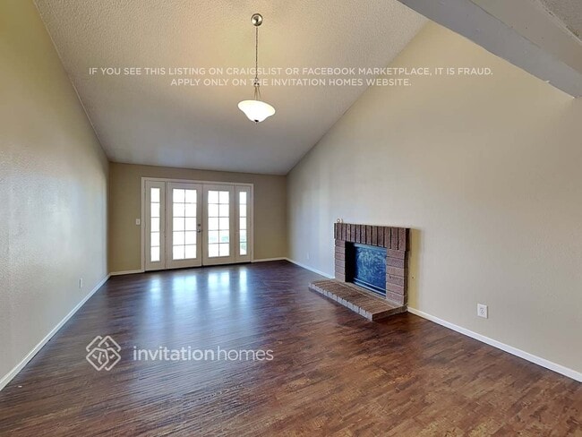1141 Canyon View Ln, Unit 27 in Colton, CA - Foto de edificio - Building Photo