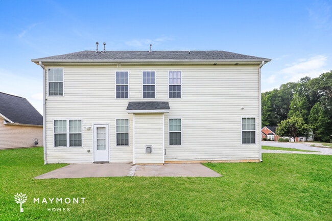 5601 Victoria Pl in Ellenwood, GA - Building Photo - Building Photo
