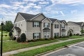 Northern Quarters Condominiums in Winston-Salem, NC - Building Photo - Building Photo