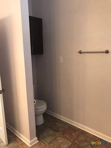 property at 419 Tomahawk Dr