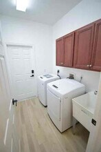 359 SW Kestor Dr in Port St. Lucie, FL - Building Photo - Building Photo