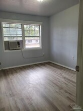 6448 Gaynell Ave in Milton, FL - Building Photo - Building Photo