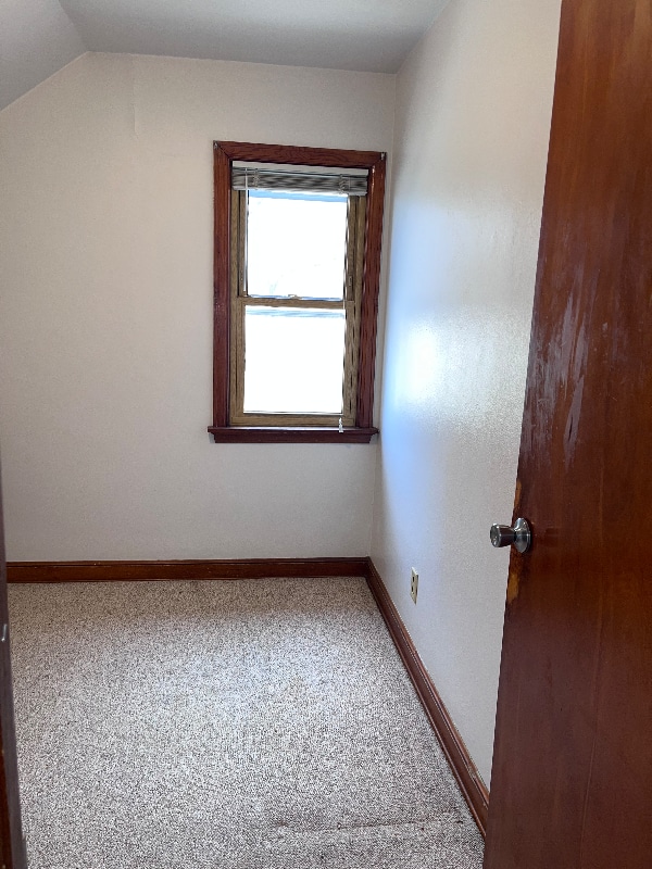 8225 W Hayes Ave in West Allis, WI - Building Photo - Building Photo