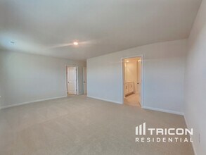 160 Global Ave in Fuquay Varina, NC - Building Photo - Building Photo