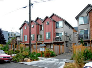 3820-3824 Whitman Ave N in Seattle, WA - Building Photo - Building Photo