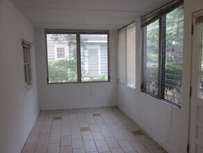 309 NW 11th St in Gainesville, FL - Building Photo - Building Photo