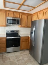817 E Orangeburg Ave in Modesto, CA - Building Photo - Building Photo