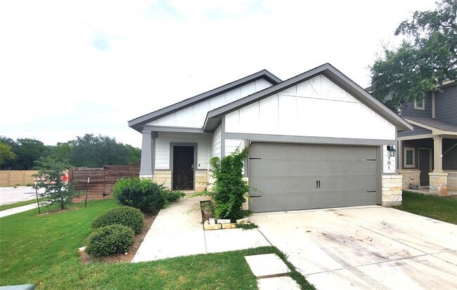 101 Prosecco Path in Leander, TX - Building Photo - Building Photo