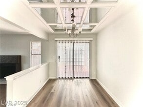 2112 Venus Ave in North Las Vegas, NV - Building Photo - Building Photo