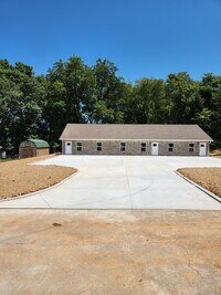 622 Evan Cir in Maryville, TN - Building Photo - Building Photo