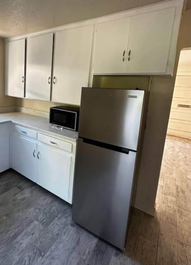 property at 1706 Howard Ave