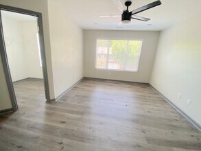 4938 Wexford Trail in College Park, GA - Building Photo - Building Photo