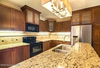 1375 Lara Cir in Rockledge, FL - Building Photo - Building Photo