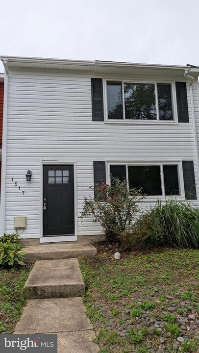 1517 Winterberry Dr in Arnold, MD - Building Photo