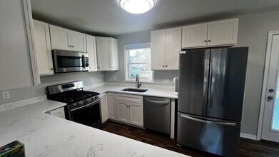 2853 N Shore Dr in Suffolk, VA - Building Photo - Building Photo