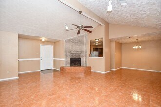 16410 Monte Carlo Ln in Houston, TX - Building Photo - Building Photo