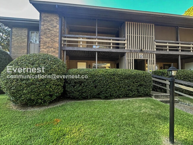 property at 2812 Georgetown Dr