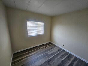 1975 La Riata Rd in Fort Mohave, AZ - Building Photo - Building Photo