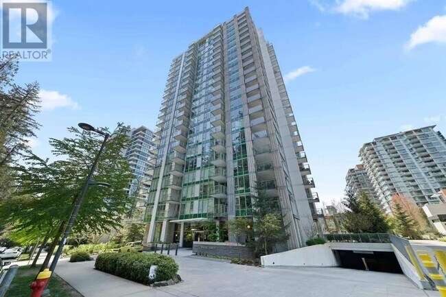 3355-3355 Binning Rd in Vancouver, BC - Building Photo - Building Photo