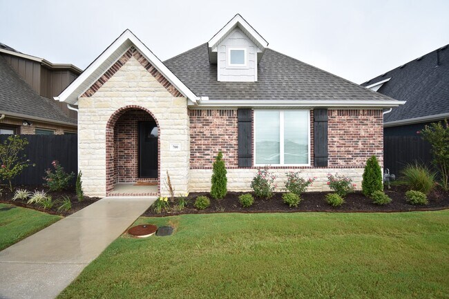 property at 700 N Malbec Rd