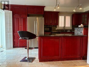 120 Brookmill Dr in Vaughan, ON - Building Photo - Building Photo