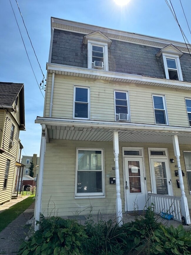 404 4th St in New Cumberland, PA - Building Photo - Building Photo