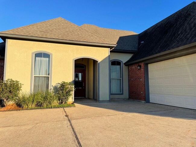 4859 Chipshot Ln in Shreveport, LA - Building Photo - Building Photo