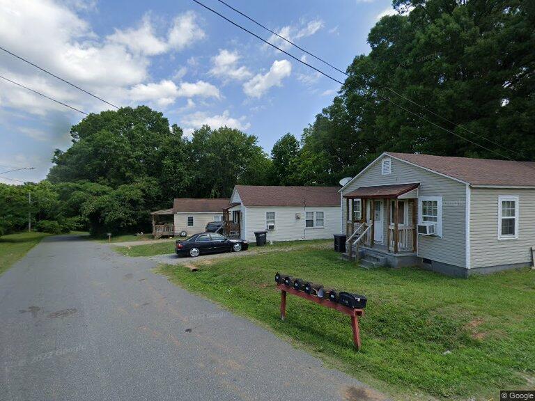 715 Hunt St, Unit 715 in Statesville, NC - Foto de edificio