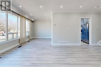 58 Milford Haven Dr in Toronto, ON - Building Photo - Building Photo