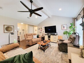 3735 Hickory Knob Dr in Houston, TX - Building Photo - Building Photo