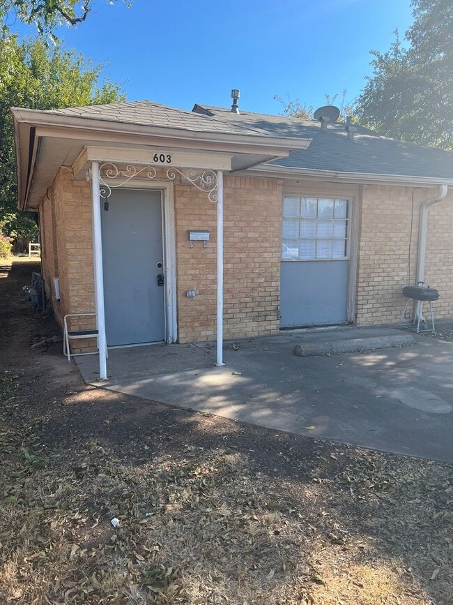 property at 603 E North 16th St