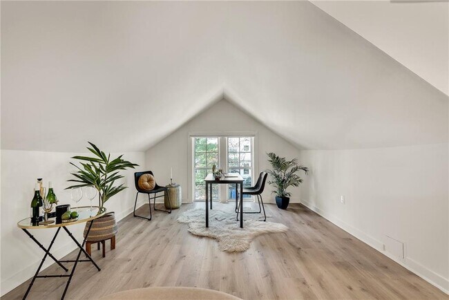 901 Argonne Ave NE in Atlanta, GA - Building Photo - Building Photo