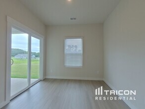1213 Crested Iris St in Moore, SC - Building Photo - Building Photo