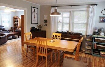 2102 E 37th St in Savannah, GA - Building Photo - Building Photo