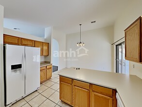 9256 E Ellis St in Mesa, AZ - Building Photo - Building Photo