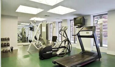 66 Leonard St in New York, NY - Building Photo - Building Photo